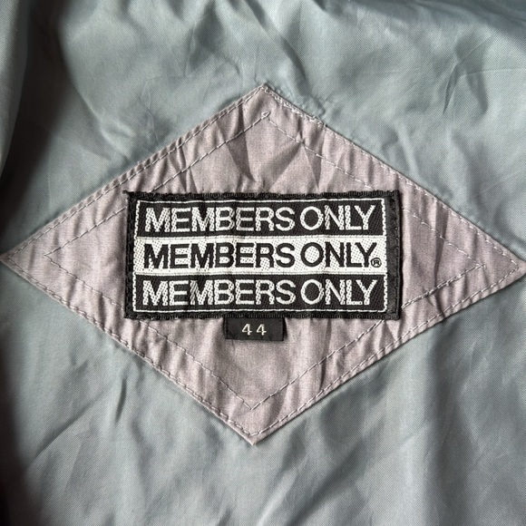 Members Only Jacket Gray Mobil Jacket Vintage Zip Up Size 44 - Picture 6 of 14